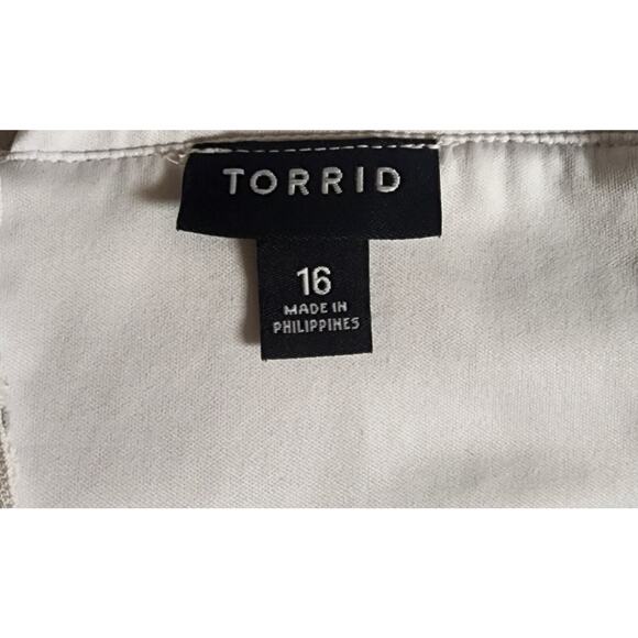 Torrid White Polka Dot Swing Sweetheart Plus Size 16 Vintage Inspired Dress - Picture 6 of 6